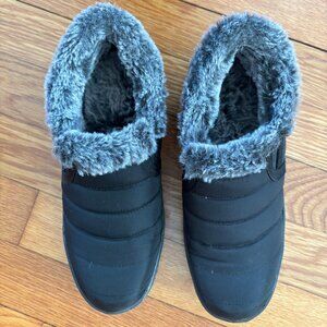 Minnetonka Timpson boots - Women size 6 - Black